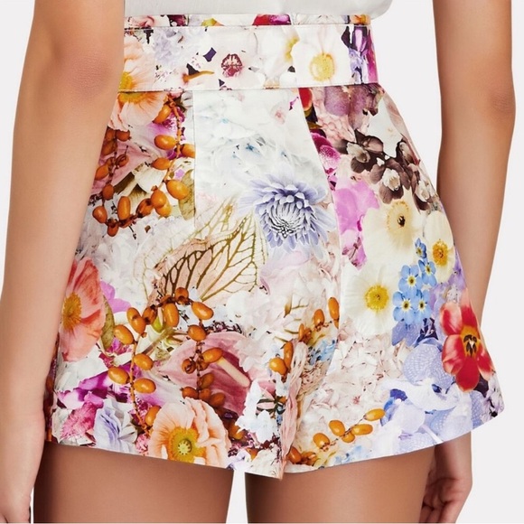 Zimmermann Multicolor Flower Belted Shorts - Picture 2 of 7